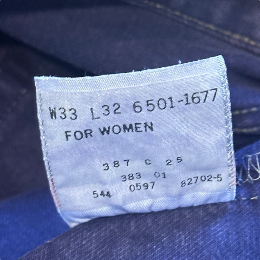 Vintage 1997 Levi’s 501 Purple Denim Made in USA Straight Leg Womens Jeans 33x32 - Picture 5 of 9